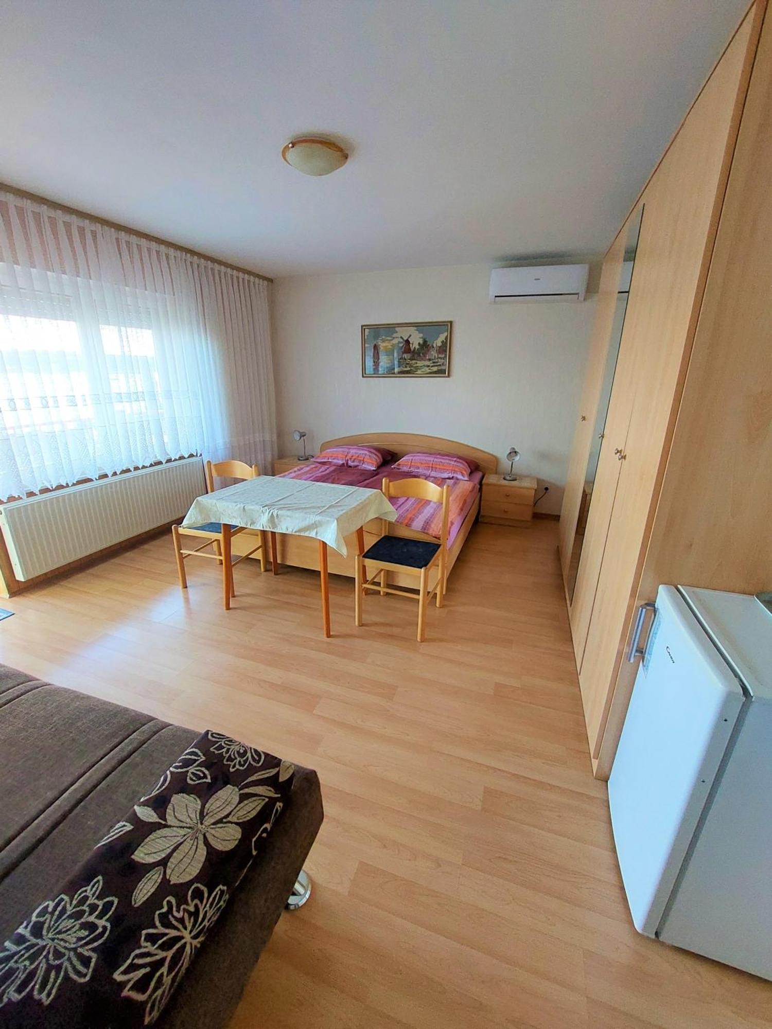 Sobe Crikvenica 29926 - Mileva Hotel Værelse billede